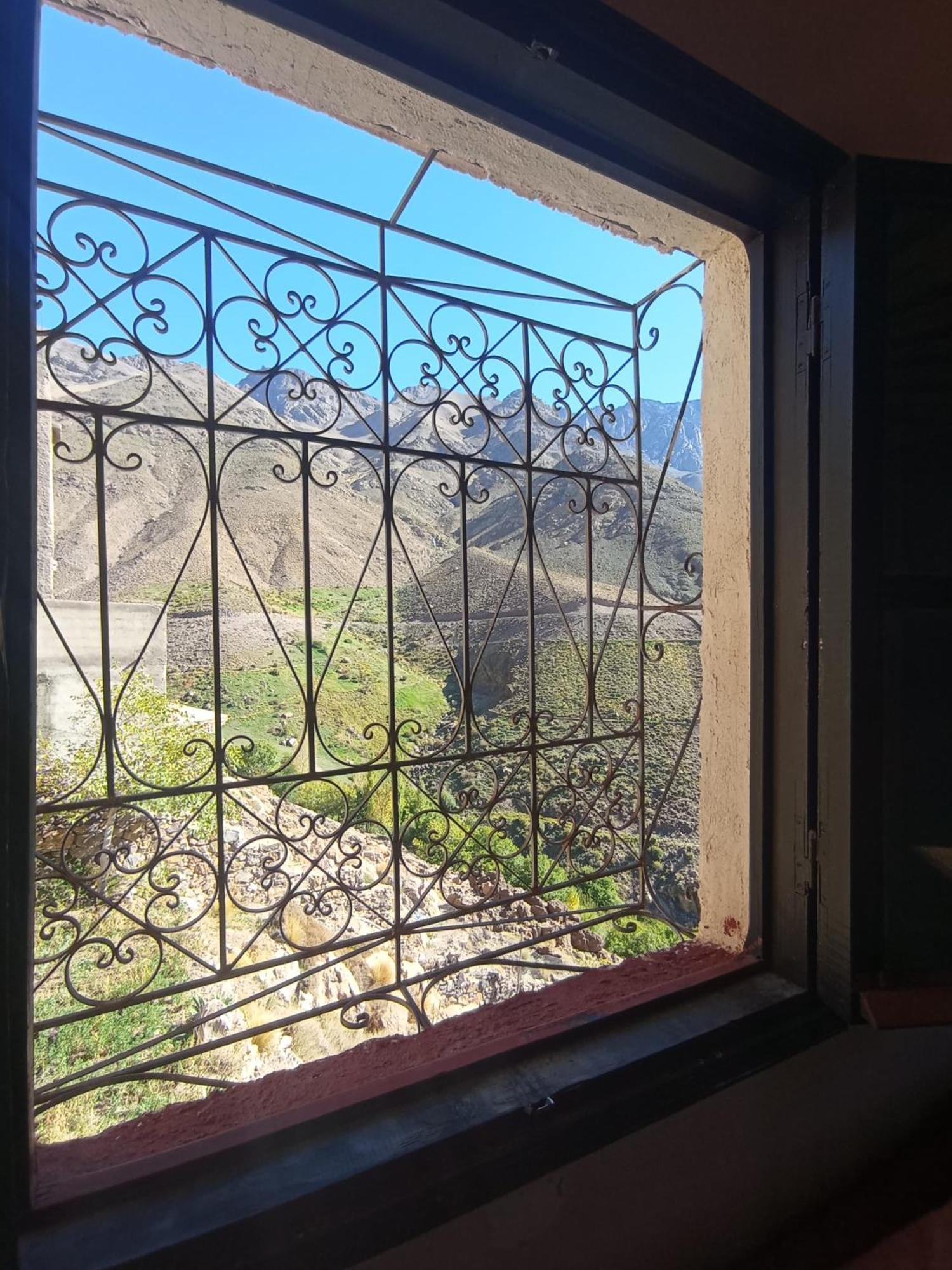 Gite Ogog Tacheddirt Buitenkant foto